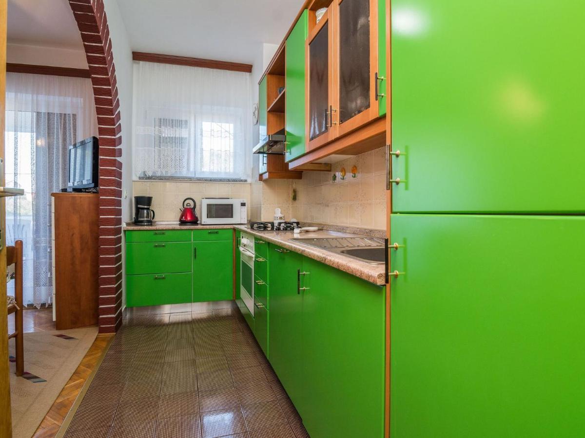 Apartments In House Liveric, In Vir At The Beach 외부 사진