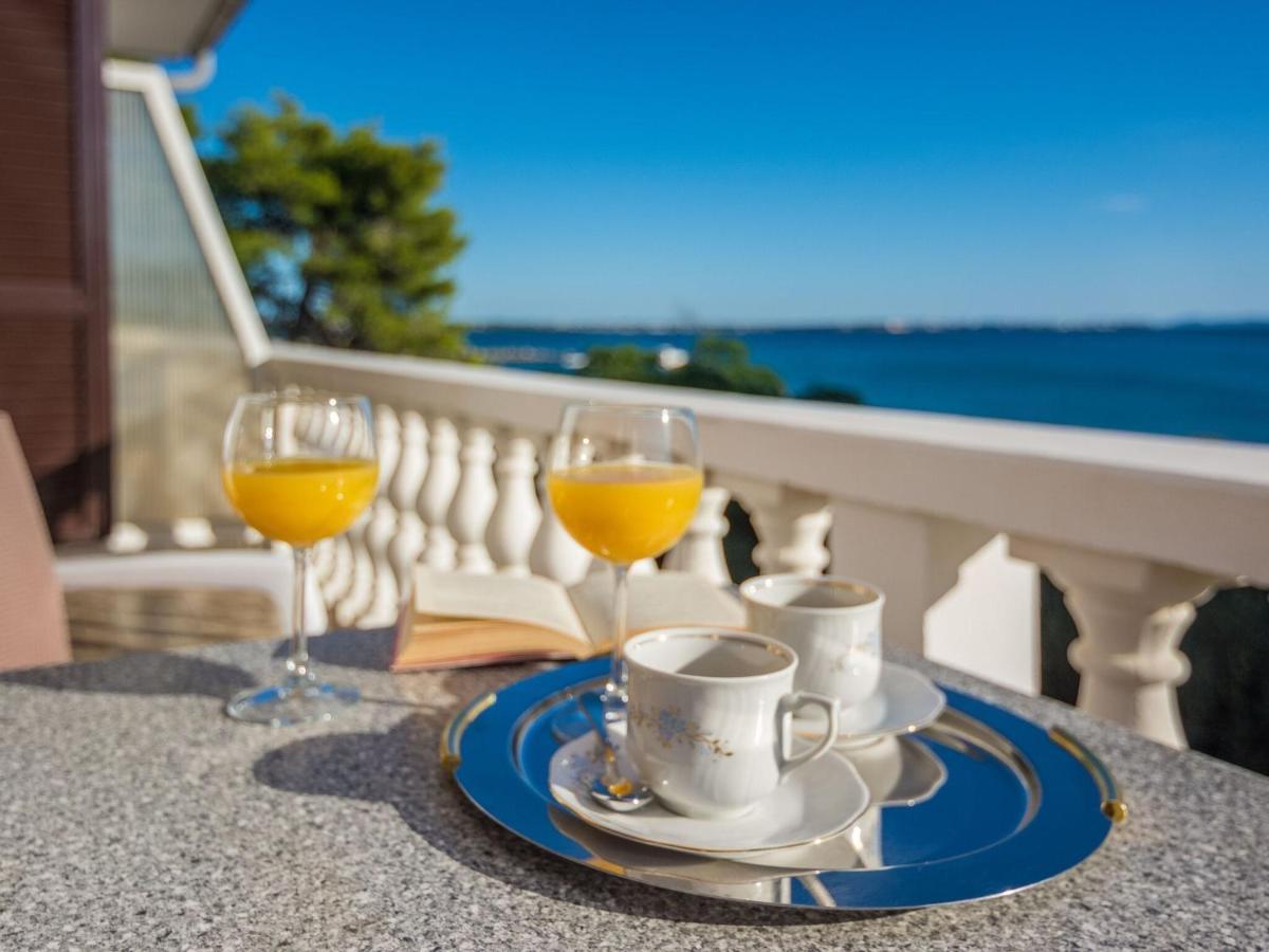 Apartments In House Liveric, In Vir At The Beach 외부 사진