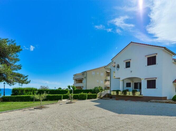 Apartments In House Liveric, In Vir At The Beach 외부 사진
