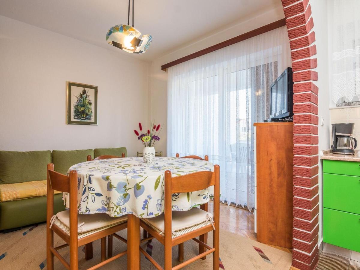 Apartments In House Liveric, In Vir At The Beach 외부 사진