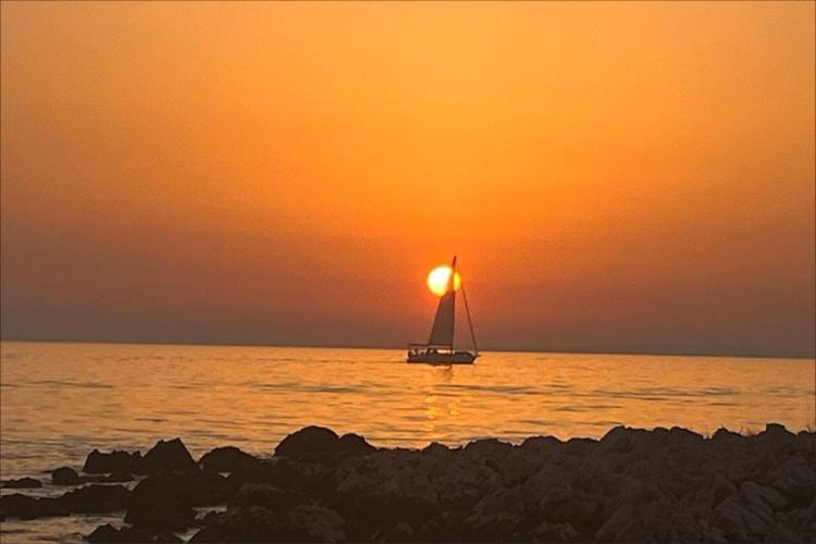 Apartments In House Liveric, In Vir At The Beach 외부 사진